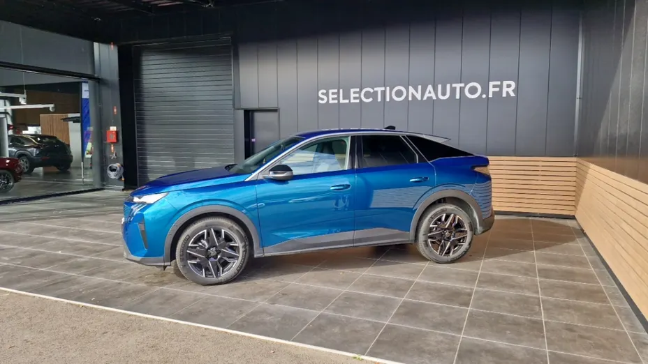 PEUGEOT 3008 -