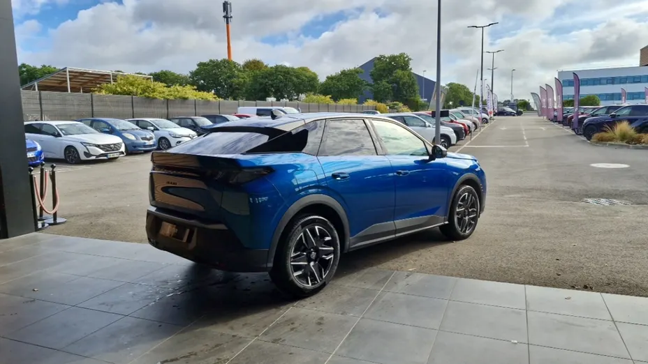 PEUGEOT 3008 -