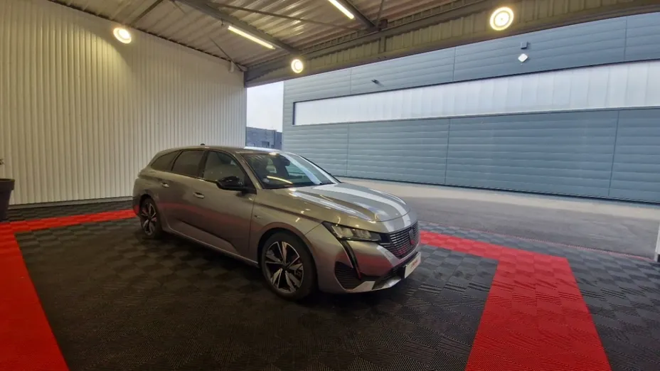 PEUGEOT 308 -