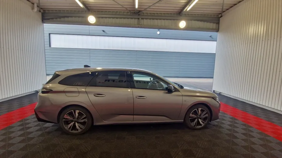 PEUGEOT 308 -