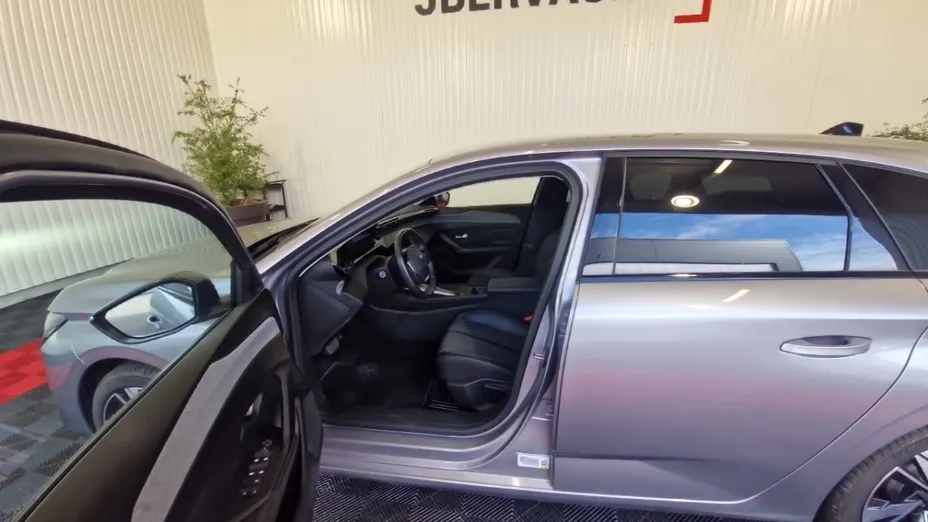 PEUGEOT 308 -