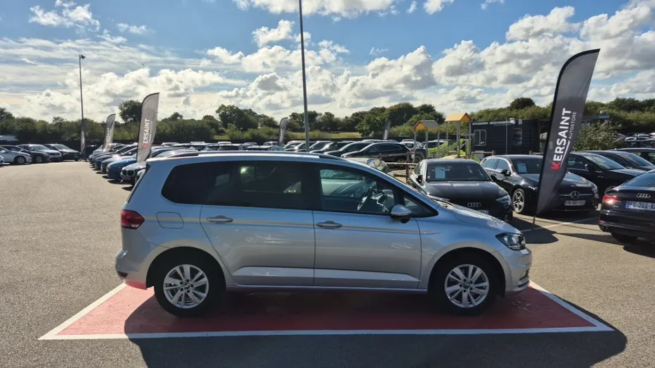 Volkswagen Touran -