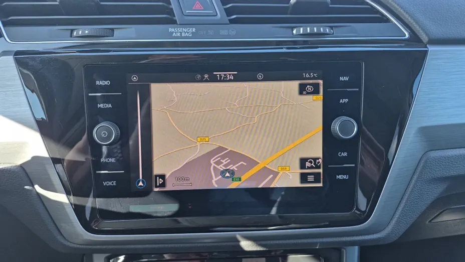 Volkswagen Touran -