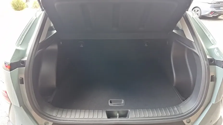 HYUNDAI Kona -