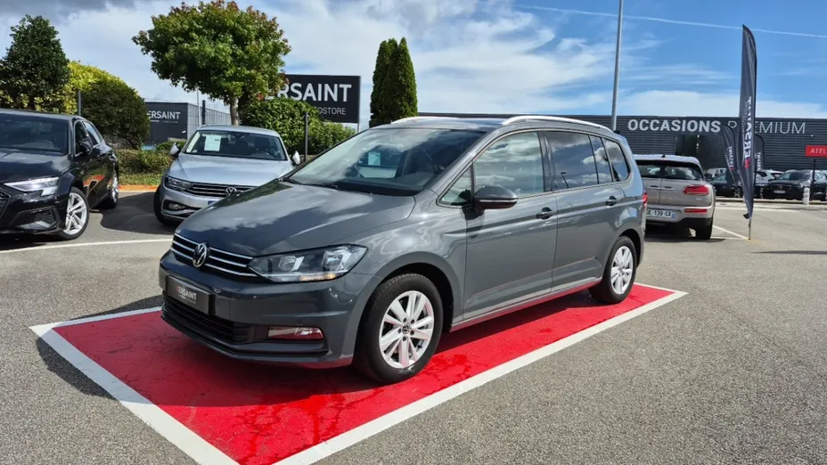 Volkswagen Touran -