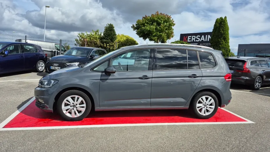 Volkswagen Touran -