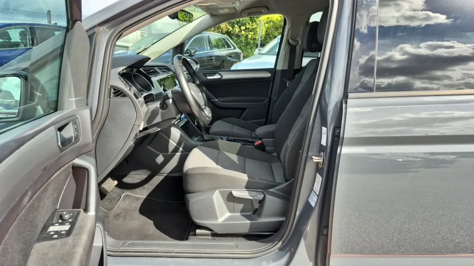 Volkswagen Touran -