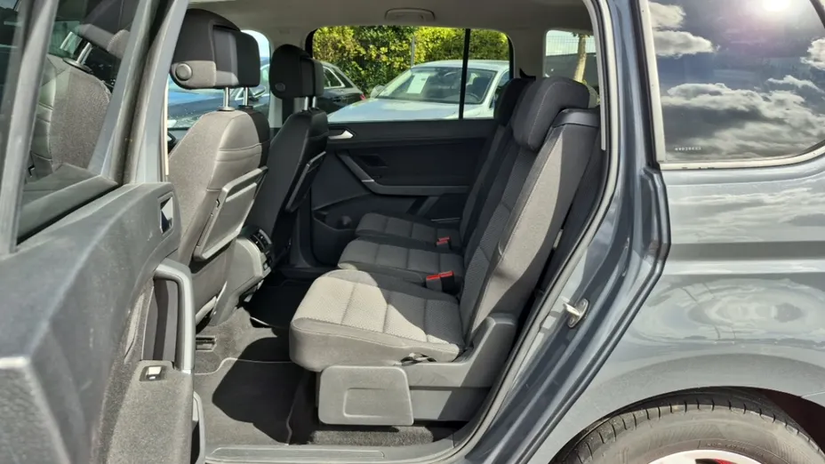 Volkswagen Touran -