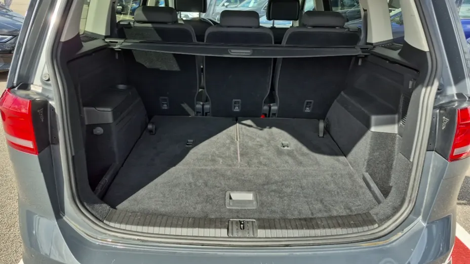 Volkswagen Touran -