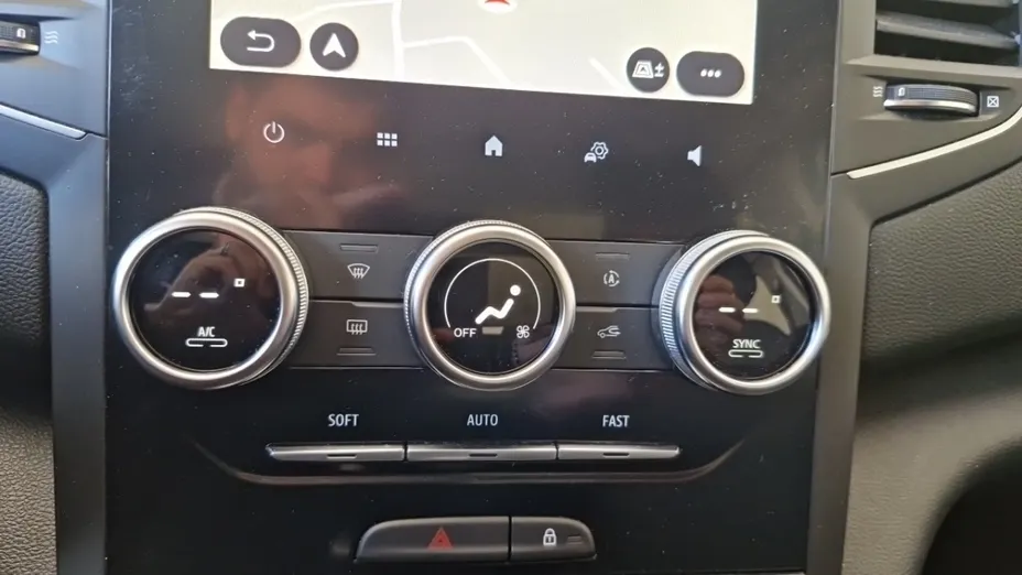 RENAULT Megane -