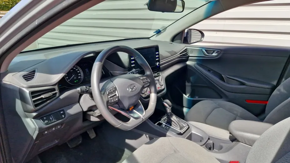 HYUNDAI Ioniq -