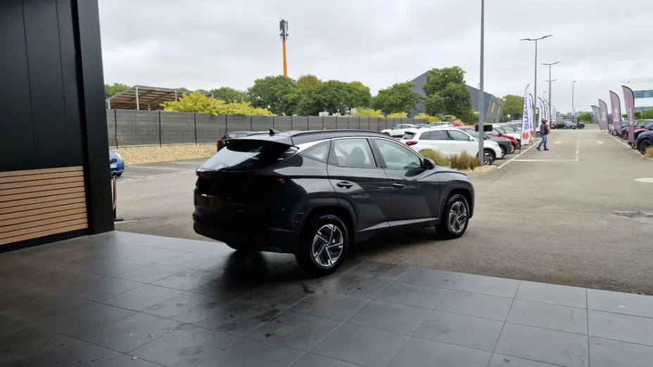 HYUNDAI Tucson -