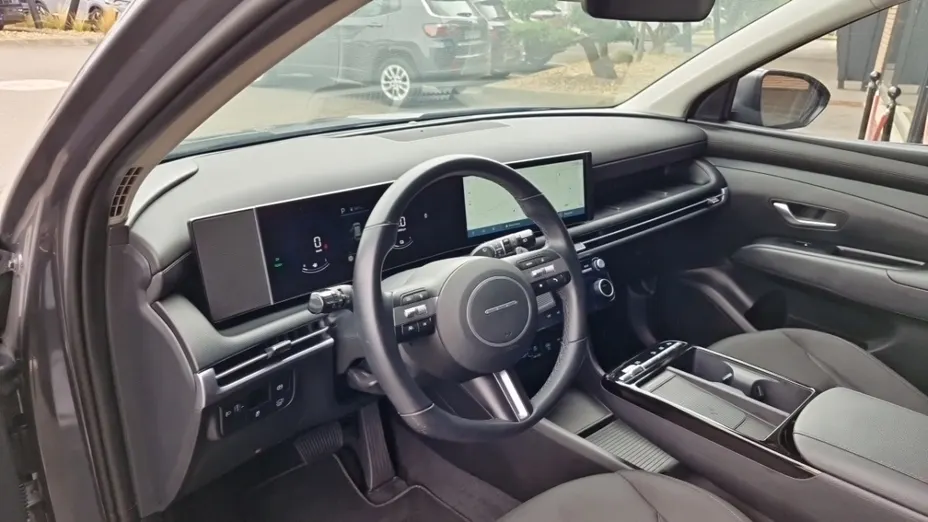 HYUNDAI Tucson -