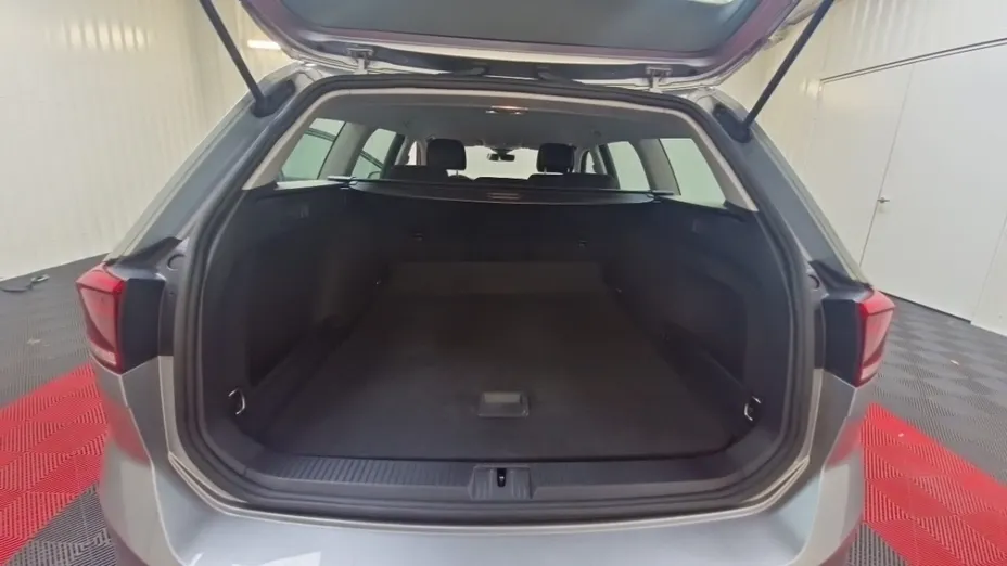 Volkswagen Passat -