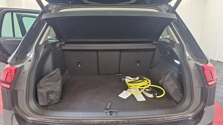 Volkswagen Tiguan -