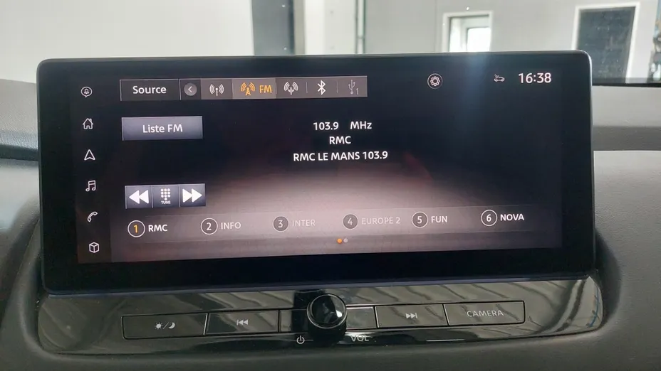 NISSAN Qashqai -