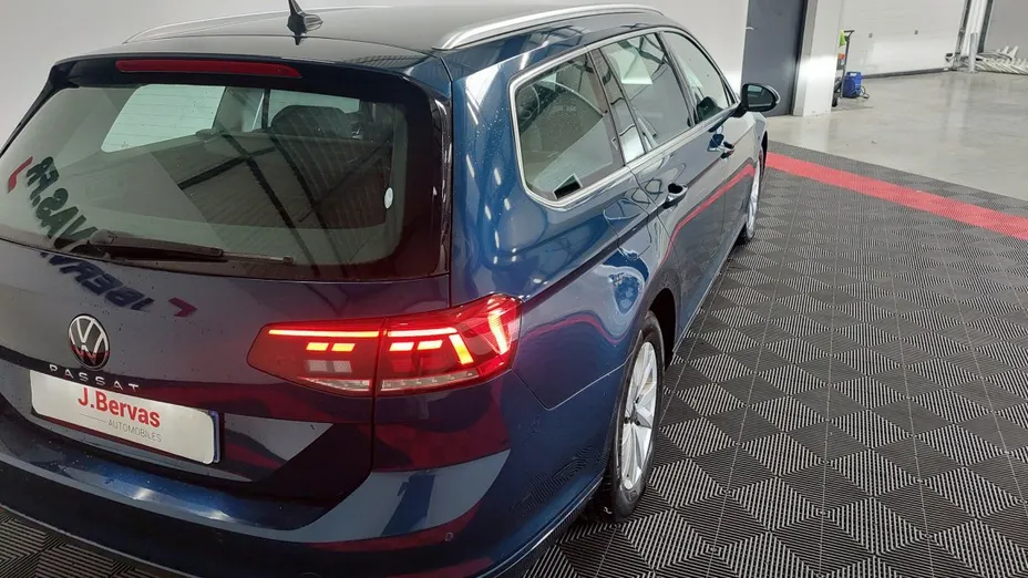 Volkswagen Passat -