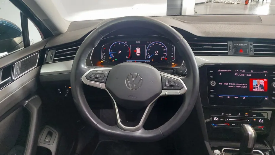 Volkswagen Passat -