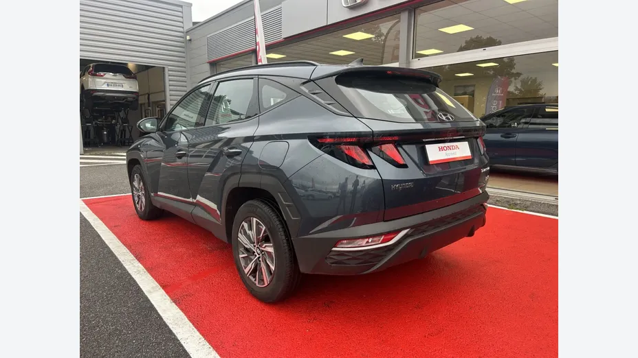 HYUNDAI Tucson -