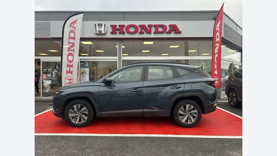 HYUNDAI Tucson -