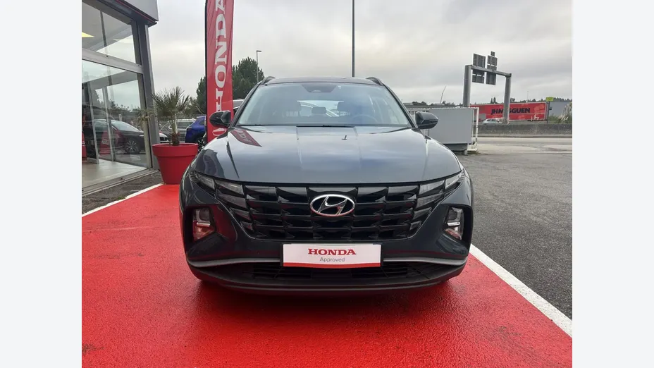 HYUNDAI Tucson -