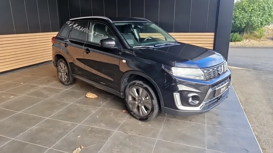 SUZUKI Vitara -