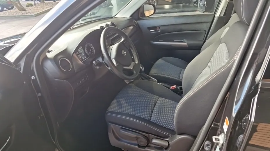 SUZUKI Vitara -