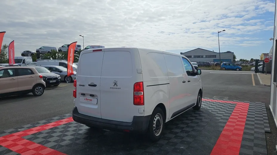 PEUGEOT Expert -