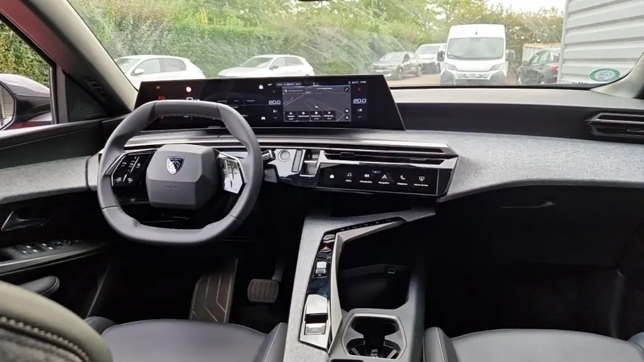 PEUGEOT 3008 -