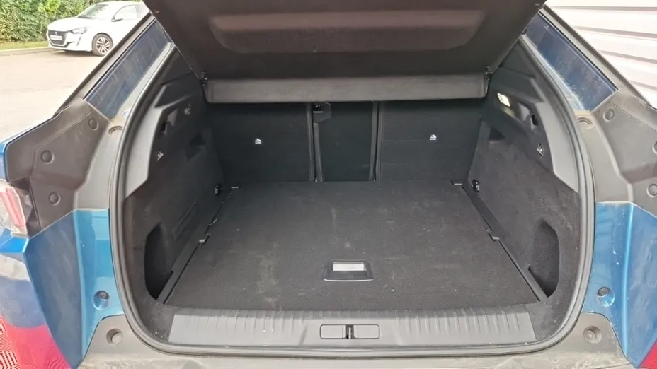 PEUGEOT 3008 -