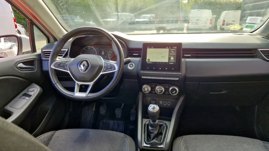RENAULT Clio -