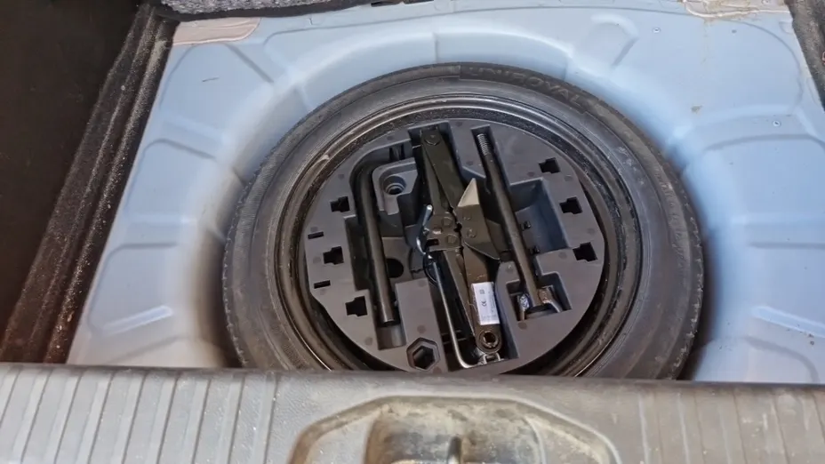 RENAULT Clio -