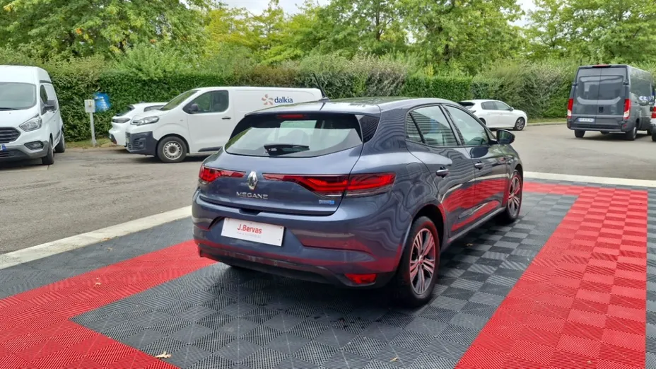 RENAULT Megane -