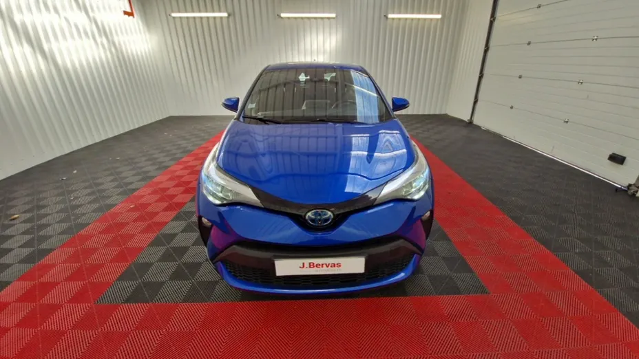 TOYOTA C-HR -