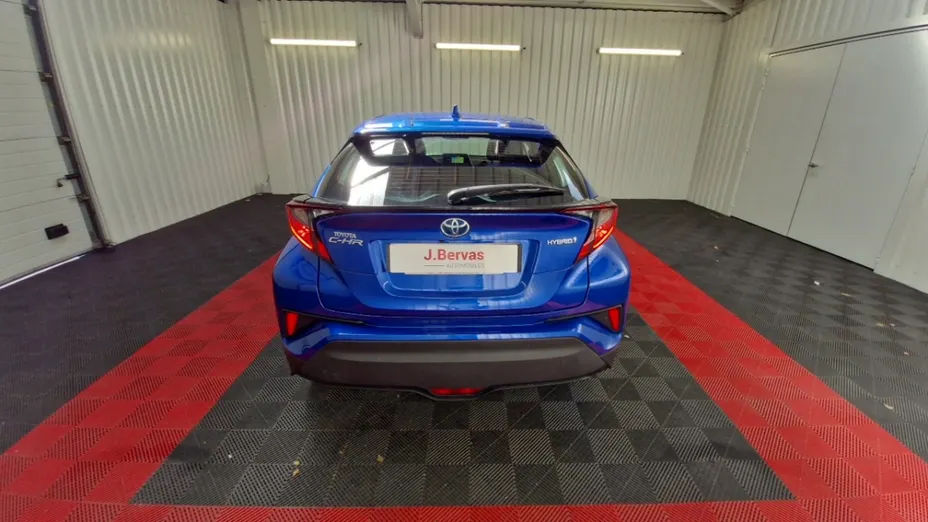 TOYOTA C-HR -