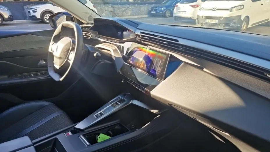 PEUGEOT 308 -