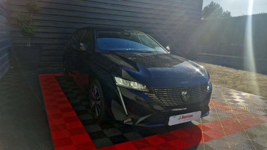PEUGEOT 308 -