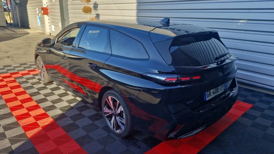 PEUGEOT 308 -