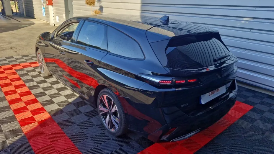 PEUGEOT 308 -