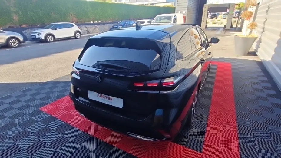 PEUGEOT 308 -