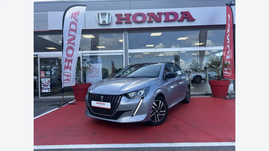 PEUGEOT 208 -