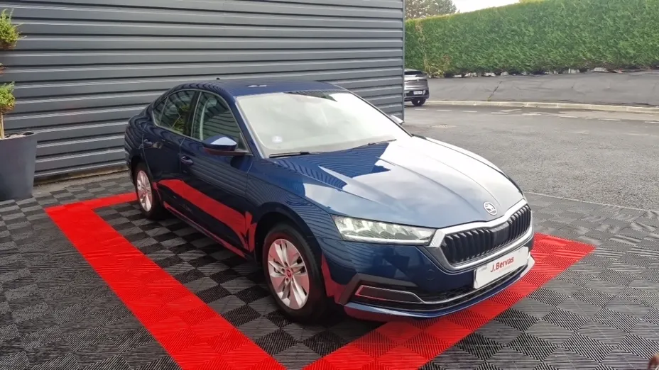 SKODA Octavia -