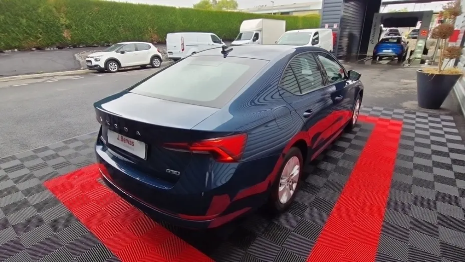 SKODA Octavia -