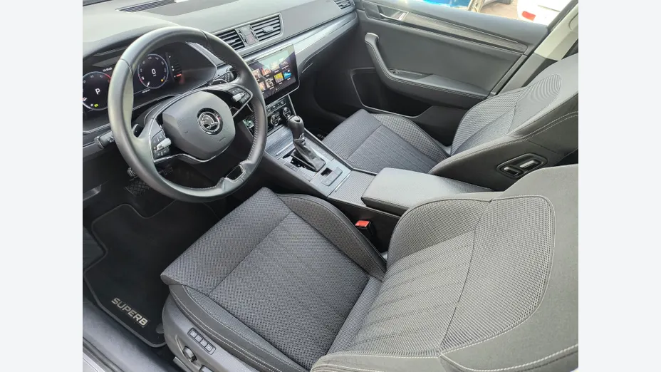SKODA Superb Superb 2.0 TDI SCR Style DSG