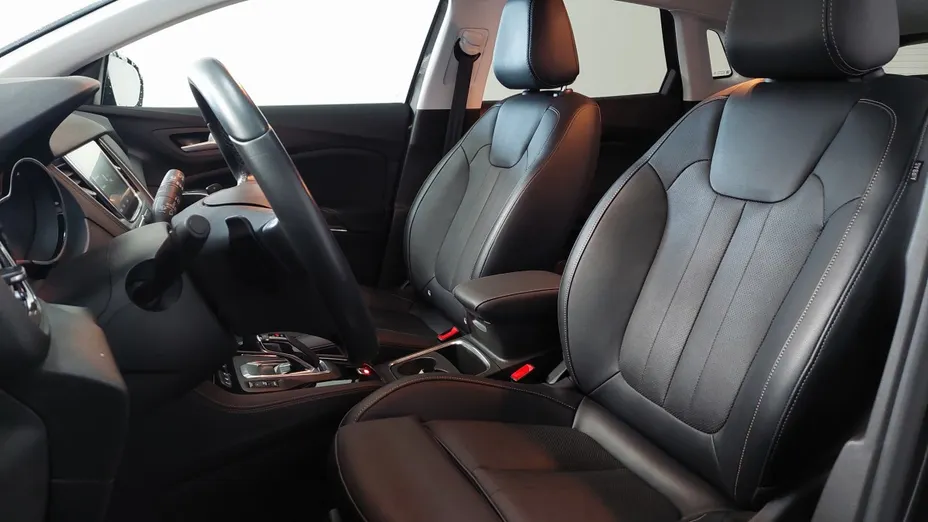 OPEL Grandland X -