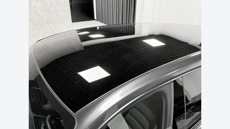 PORSCHE Taycan -