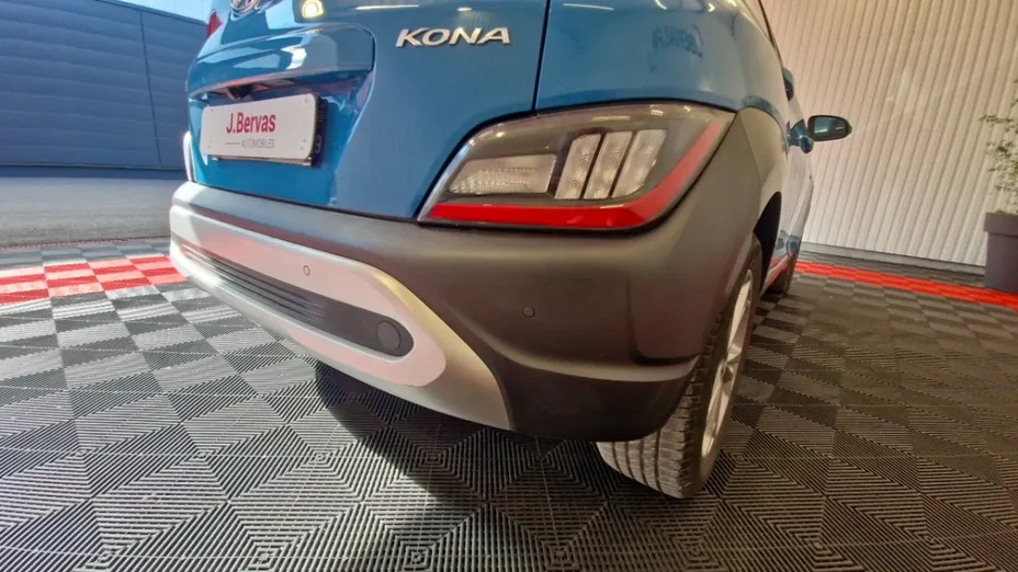 HYUNDAI Kona -