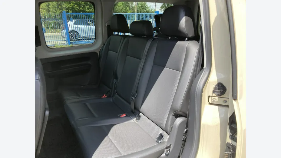 VOLKSWAGEN Caddy -