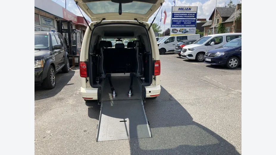 VOLKSWAGEN Caddy -