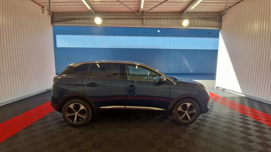 PEUGEOT 3008 -